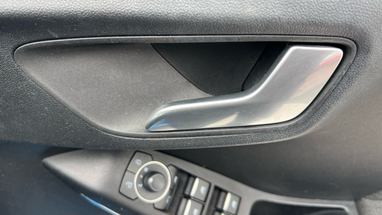 Ford Puma 1.0 EcoBoost Hybrid mHEV Titanium 5dr Petrol Hatchback